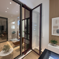 Fenêtre à battant en verre trempé à ouverture verticale en bois recouvert d'aluminium sur mesure de haute qualité avec un design moderne pour salle de bain