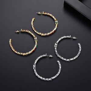 Boucles d'oreilles clous style européen et américain, mignonnes et colorées, en zircon, pour femmes, accessoires de robe de soirée - Product Image 2