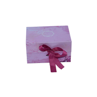 Boîte cadeau magnétique personnalisée de luxe de grande taille de haute qualité pour chaussettes, en carton rose certifié ISO9001, avec ruban