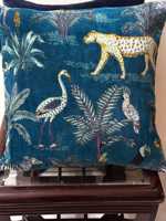 Housses de coussin artisanales en velours de coton, personnalisables, coussins décoratifs de luxe, motif Tigre Majestueux (Moutarde Dorée) : un design saisissant et intemporel