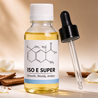 Huile parfumée Iso E Super 99,5% à 100,0% Extrait végétal liquide Arôme boisé ambré pour désodorisant