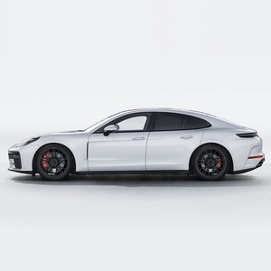 ชุดแต่งตัวถังรถยนต์รุ่นอัพเกรด ปี 2024-2025 976 สำหรับ Panamera พร้อมกันชนหน้า-หลัง และไฟวิ่งกลางวัน - Product Image 4