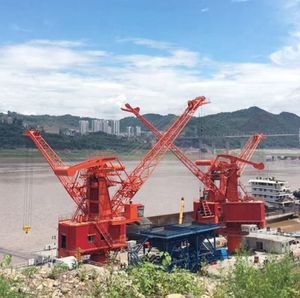في آسيا ، رافعة Luffing على مستوى المرفأ 5t ، معدات ميناء الدوران ذات كفاءة البوابة - Product Image 1