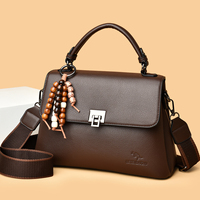 Sacs à main pour femmes élégants et décorés de pendentifs, sacs à bandoulière de mariage personnalisés de haute qualité en cuir de kangourou pour femmes