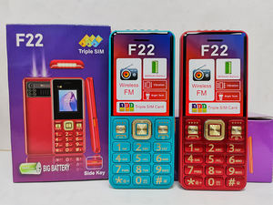 Venta caliente F22 Bar Feature Phone China's Mini <span class=keywords><strong>Slim</strong></span> Rugged Budget <span class=keywords><strong>Mobile</strong></span> con Triple <span class=keywords><strong>SIM</strong></span> Card Gaming & Flash Light Condition Nuevo - Product Image 6