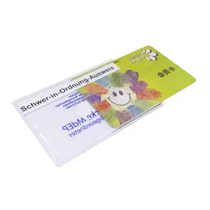 Protector de tarjeta de crédito de plástico PVC suave personalizado a prueba de agua, funda transparente para tarjeta de crédito, funda para tarjeta de identificación