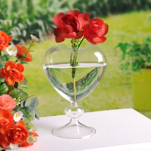 <span class=keywords><strong>Jarrones</strong></span> de cristal transparente <span class=keywords><strong>baratos</strong></span> <span class=keywords><strong>blancos</strong></span> con forma de corazón hechos a mano personalizados para decoración del hogar - Product Image 2
