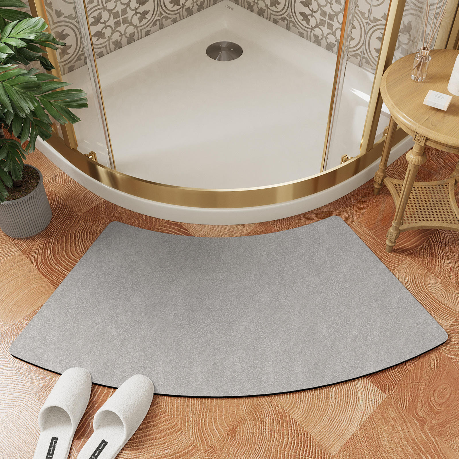 แผ่นรองพื้นห้องน้ำไดอะตอมเมเชียส - สีเบจธรรมชาติ ทรงโค้ง