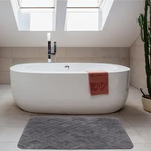 浴室新设计地毯100% 聚酯地毯可洗地板橡胶垫批发浴垫防滑