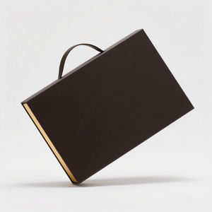 Maleta con cierre magnético de lujo con estampado de oro y logotipo personalizado, caja de papel de regalo de cartón para embalaje de chocolate y galletas con asa - Product Image 2