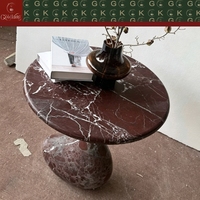Table d'appoint ronde en marbre rouge Rosso Levanto, décoration intérieure moderne GOLDKING, base sculpturale en forme de larme, fabrication OEM ODM directe d'usine