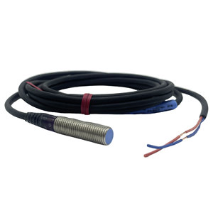 เซ็นเซอร์วัดระยะแบบไม่สัมผัส KEYENCE EV-108M รุ่นป้องกันคลื่นแม่เหล็ก M8 ของแท้ 100% พร้อมการรับประกันหนึ่งปี - Product Image 5