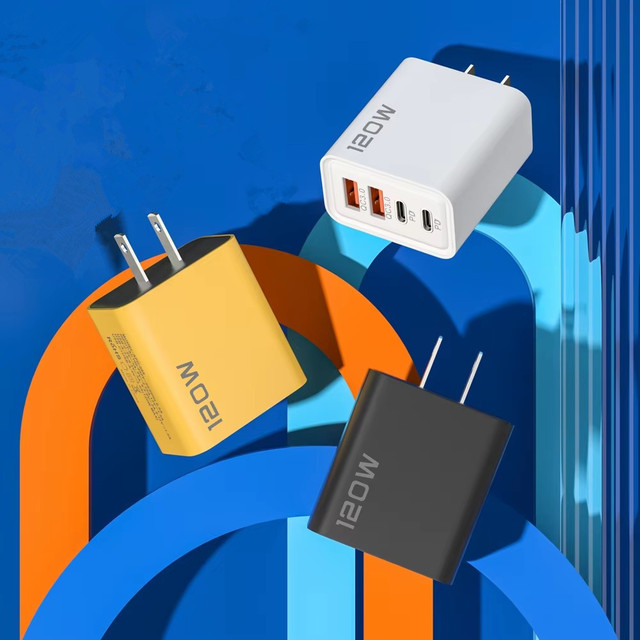 High Quality PD 120W Fast Charging Power Adapter 4 in 1 US EU UK Plug Dual USB + Type C Wall Charger for Smart Phones