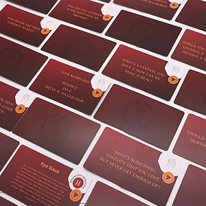 Jeux de société personnalisés en papier/plastique pour couples, jeu de cartes personnalisé - Product Image 6