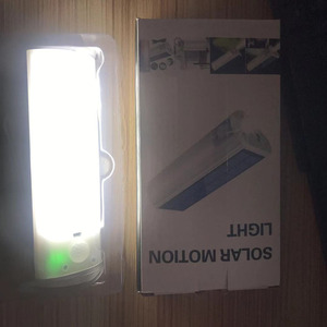 Lampe de camping solaire LED portable, rechargeable par USB, chargeur de téléphone portable, étanche IP65, 600LM, utilisation en <span class=keywords><strong>jardin</strong></span> - Product Image 2