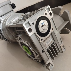 Original brand new WANSIN three-phase motor Wanxin <b>worm</b> <b>gear</b> reducer RV050/063/080 - Product Image 4