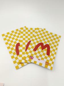 การ์ดอวยพรขนาดเล็กออกแบบได้ตามต้องการการ์ดโลหะพร้อมกระดาษคราฟท์และกระดาษเคลือบพิมพ์ออฟเซ็ต - Product Image 6