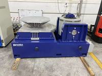 Système de test de vibration électrodynamique à 2 axes refroidi par air, banc d'essai de vibration de recherche et de maintien en vibration sinusoïdale, aléatoire et résonante