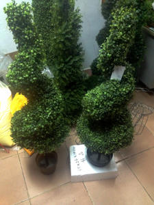 Atacado grande árvore de boxwood artificial espiral, grande planta milanesa artificial para ambientes internos e externos - Product Image 4