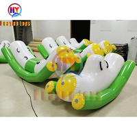 Jouet de sport aquatique gonflable personnalisé balançoire gonflable pour piscine gonflable balançoire flottante pour eau