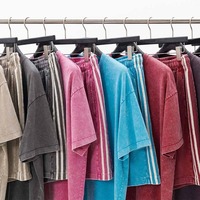 T-shirts en gros personnalisables en polyéthylène imprimé avec motif de voiture et cœur, coupe classique