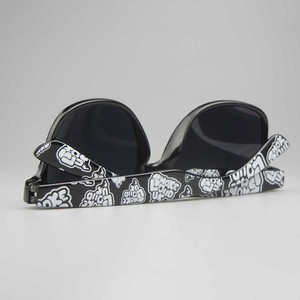 Lunettes de soleil sport ALPSTREE 2025 personnalisées, monture carrée intégrale, pour hommes et femmes, monture noire, verres PC UV400, certifiées CE/Drop Ball, tendance - Product Image 3