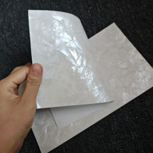 Lámina de Concha Natural de Nácar Flexible Blanca Rectangular con Adhesivo para Manualidades, Arte, Decoración de Muebles - Product Image 4