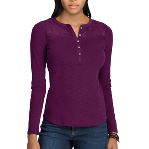 Nouveau design GSM personnalisé et logo fabriqué en usine T-shirt à manches longues et col en V pour femmes fournisseur du Bangladesh - Product Image 5