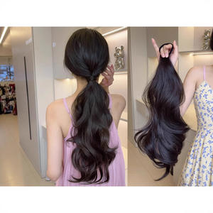 Perruque queue de cheval basse avec boucles sirène, style à nouer, cheveux naturels et volumineux, fibre haute température, look jeune et charmant - Product Image 4