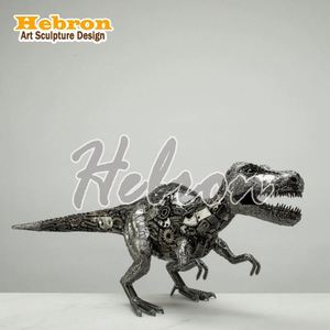 Set di Tre Sculture in Metallo Retrò: Carri Armati, Aerei e Sculture Metalliche, Ornamenti Artigianali per Soggiorno e Composizioni Floreali <span class=keywords><strong>da</strong></span> Scrivania - Product Image 2