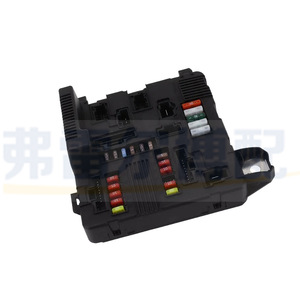Portafusibles Renault 8200306033 8200306032 para Unidad de Control del Motor Megane Landscape 2002 2006 Repuesto Original - Product Image 3
