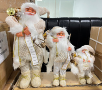 Ornement de Noël de poupée de père Noël fait à la main avec décoration de figurine de fête de lanterne de palais pour une utilisation en extérieur