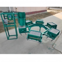 Machine Manuelle et Automatique pour Fabrication de Craie, 800 Moules de Craie Scolaire, Réf. OC 400-1, en Plastique Silicone, 400 Moules de Craie Scolaire