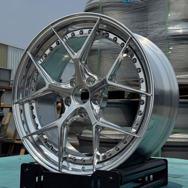 High Quality 5x112 Forged 2-Piece Wheel Style 20-24 Inch 6061-T6 Alloy Polished Racing Car Wheels Custom Deep Dish for New 40mm