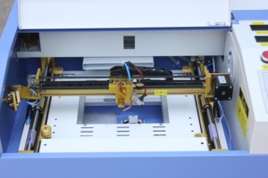 Máquina de grabado láser de escritorio eléctrica 3020 CO2 40W/50W para madera/papel/PVC/sello - Product Image 6