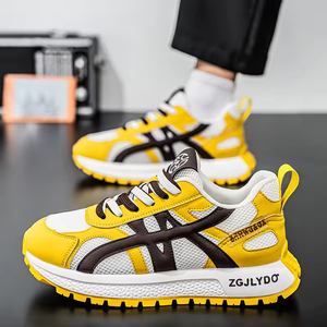 รองเท้าวิ่งผู้ชายแบบผูกเชือก แบรนด์ทันสมัย ปี 2025 สีสันตัดกัน รุ่นใหม่ ฤดูร้อน ระบายอากาศได้ดี ผ้าตาข่าย กันลื่น ทนทาน สวมใส่สบาย รองเท้ากีฬาเสริมส้น - Product Image 4