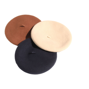 قبعة بيريه شتوية سادة عالية الجودة للنساء قبعة بيريه عصرية ملونة للاستخدام الرسمي في الهواء الطلق قبعة بيريه - Product Image 2