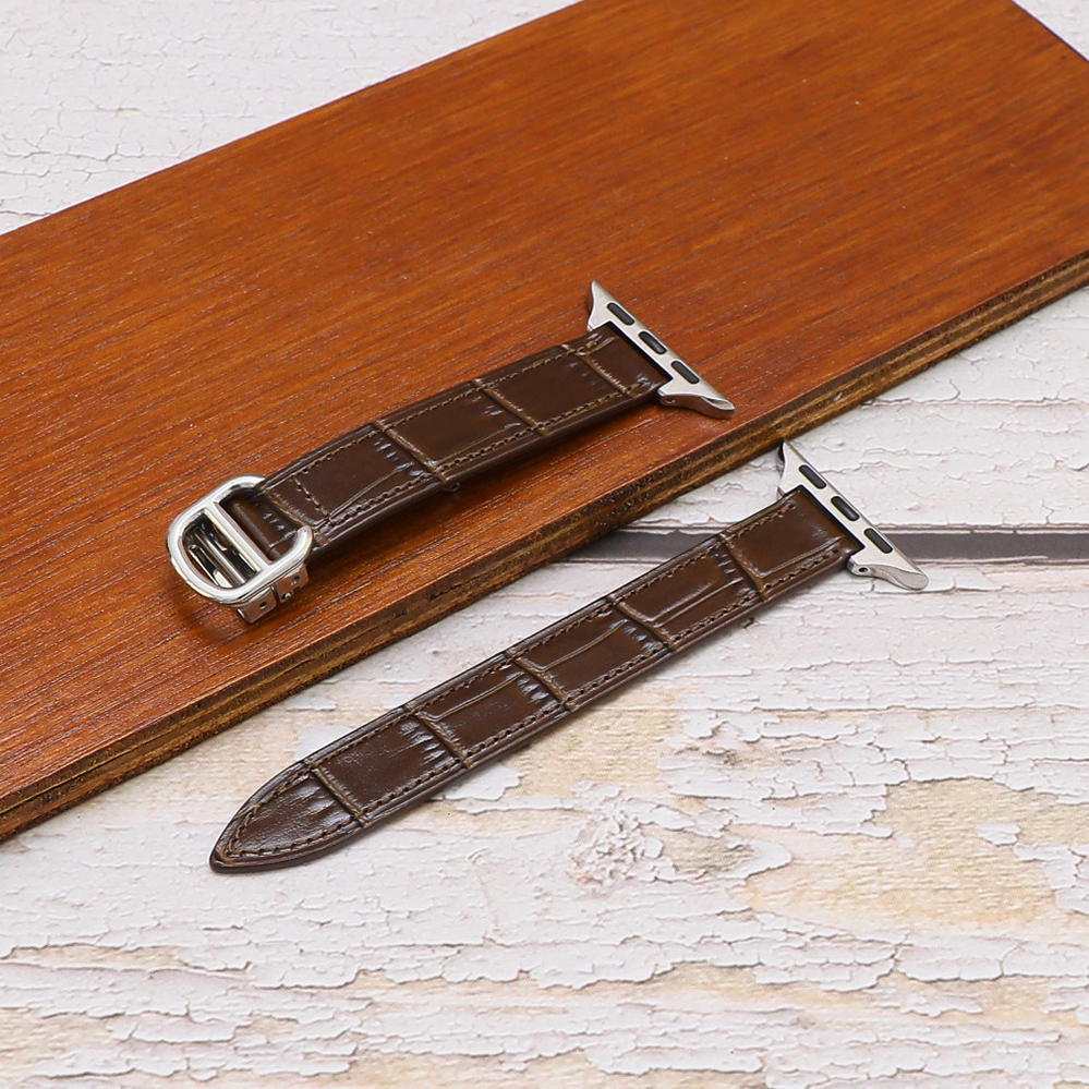 Marrone con il modello di bambù