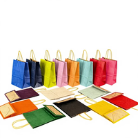 Ecologisch composteerbare Morandi matzwarte kraft papieren handtas bulk aangepaste logo groene cadeauverpakking