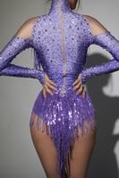Robe de danse lyrique pour femme, costume scintillant violet et rouge avec strass, paillettes et franges, manches courtes ou longues, en spandex/polyester