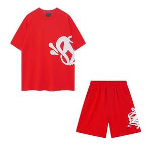 Conjunto de camiseta de manga corta informal y holgada con estampado de letras en espuma, moderno y elegante, y pantalones Syna de cinco puntos, ideal para el verano. - Product Image 3