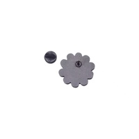 Groothandel Metal Cartoon Pins Diverse Geometrische Broches Schattige Hart & Bloemmotief Engelse Letter Badge Veelzijdige Minimalistische Emaille Pins