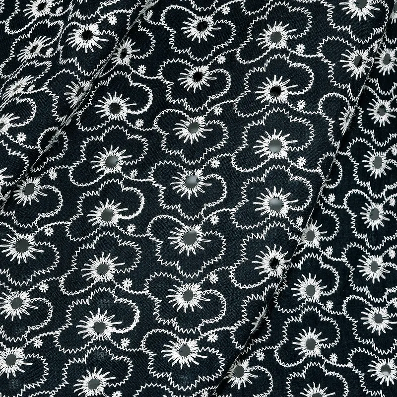 Nieuwste Ontwerp Katoen Geborduurde Textiel Kant 135Cm Donkerblauw Zwart Blauw Kant Stof Voor Vrouwen Kleding