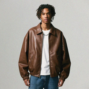 Chaquetas de cuero de alta calidad para hombres y mujeres Chaqueta de cuero de PU Maillard suelta con cuello levantado para primavera y otoño - Product Image 3