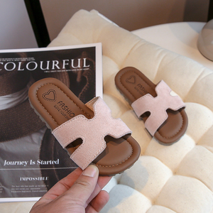 <b>Slippers</b> for Girls New Style Summer Beach Sandals Children's Essential Comfortable Footwear - Product Image 4