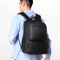 Sac à dos simple et léger Sacs de sport pour ordinateur portable de voyage de grande capacité Sacs de tendance Oxford étanches pour hommes