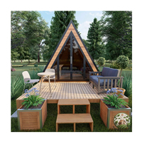 Maison préfabriquée moderne en forme de A avec un lit, une salle de bain, une cuisine, maison de villégiature triangulaire avec jardin pour hôtel