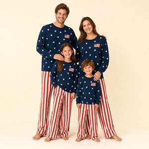 Pyjamas assortis pour la famille, à manches courtes, à motifs étoiles et rayures, pour la fête de l'Indépendance des États-Unis, 4 juillet, en polyester - Product Image 1