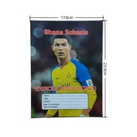 Cahier d'exercices à reliure agrafée avec couverture de star de football, facile à poser à plat, expérience d'écriture fluide pour l'école