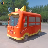 Support mobile sur le thème du thé et des bonbons de camion de dessert de dessin animé coloré